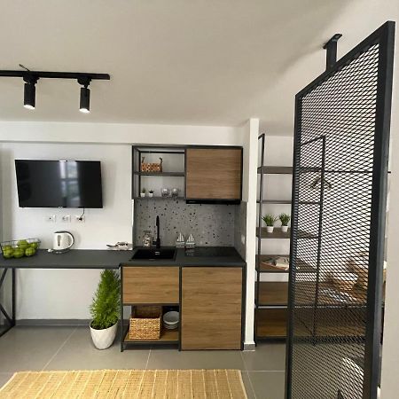 Vela Apartament 2 Saranda Extérieur photo