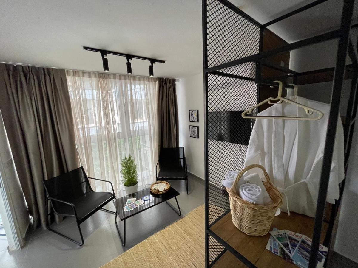 Vela Apartament 2 Saranda Extérieur photo